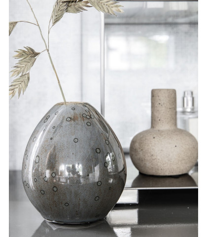 Smuk lille dekorativ vase fra House Doctor