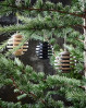 Stilrent og dekorativt julepynt til juletræet - The Oak Men julekugler i massivt træ