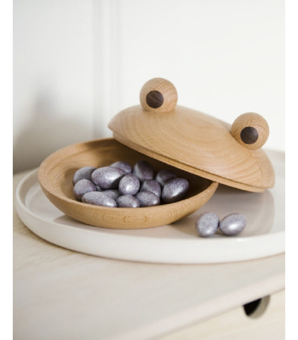 Den mest dekorative og glade skål til hjemmet - Frog Bowl fra Spring Copenhagen i bøgetræ