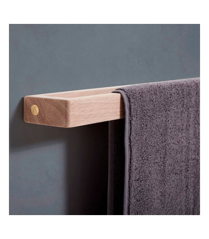 Håndklædestang i tidsløst design fra Andersen Furniture. Towel Rack Single