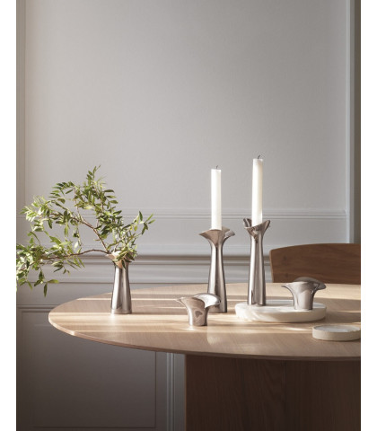 Indret med stil og lækkert design - Bloom Botanica fyrfadsstager pynter ind alle steder.