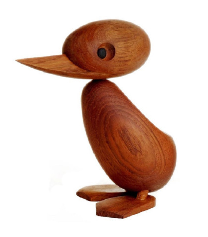 Den klassiske Duck fra Architectmade. Den stilfulde træfigur er håndlavet i teaktræ og designet af Hans Bølling