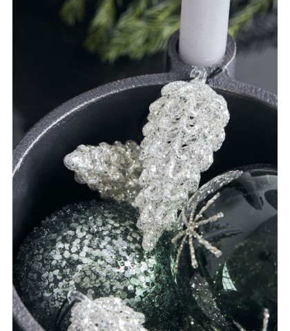 Smukke og stilfulde julekogler med sølvglimmer - perfekt pynt til din juledekoration