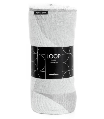 Blød og fin tæppe fra Novoform Design. Loop tæppe i stilfulde grå nuancer
