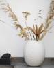 Stilfuldt og moderne hjem - den smukke Bubble vase fra Architectmade passer ind der