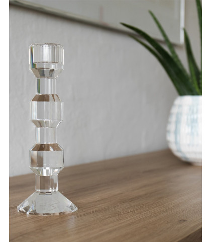 Spred hygge med et stearinlys i denne smukke glasstage fra House of Sander