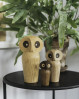 Indret dit hjem med træfigurer fra Architectmade. Owl træfigurer med bevægeligt hoved.