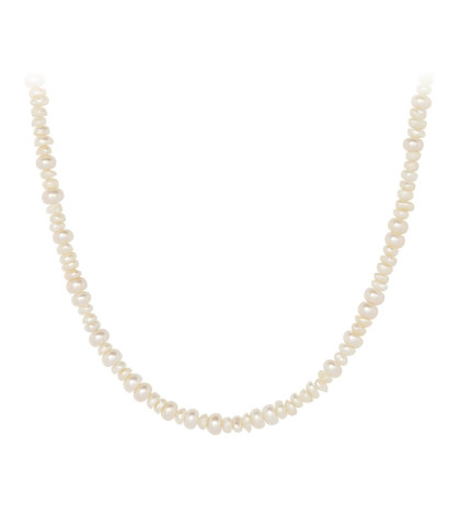 Elegant og feminin perlehalskæde med perler i forskellige størrelser. Liberty halskæde fra Pernille Corydon