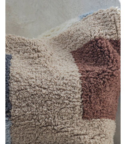 Pudebetræk med lækker tufted look. Et pudebetræk med masser af personlighed og hygge.