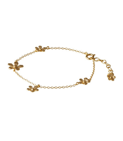 Wild Poppy armbånd fra Pernille Corydon. Forgyldt feminint armbånd med de fineste silkebørstede blomster smukt fordelt på kæden