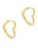 Feminine hoops formet som et hjerte. Rustik overflade passer perfekt til det feminine look