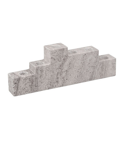 Elegant og rustik lysestage fra Mette Ditmer. Den smukke STEP Six lysestage kan rumme op til 6 kronelys.