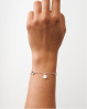 Armbåndet er perfekt for dem, der værdsætter klassisk dansk design og bæredygtighed.