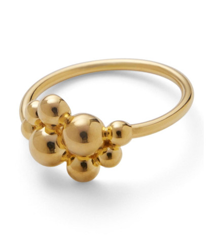 Utrolig smuk og stilfuld Pernille Corydon Pebble fingerring. Med en blank overflade og syv varierende "pebbles" i ædelmetal, udstråler den skønhed og ro. 