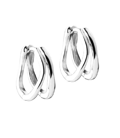 Tidløse Aqua Dulce øreringe med en blød snoet form og blankpoleret finish, som giver et sofistikeret look. Perfekte til både hverdag og fest, de kan bæres alene for et minimalistisk udtryk eller kombineres med andre smykker. 